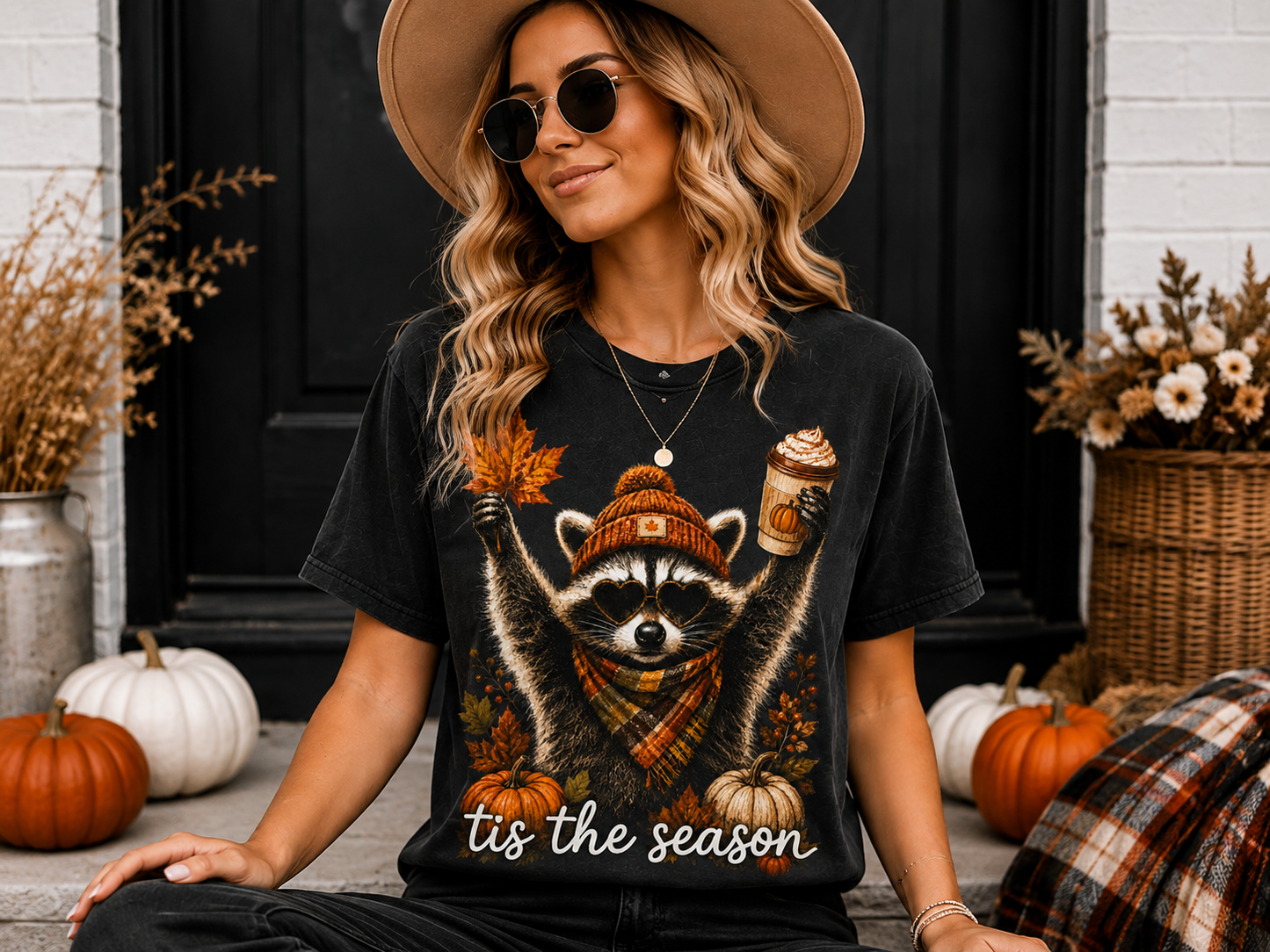 Fall Raccoon 'Tis the Season T-Shirt